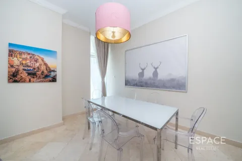 Apartment in Dubai Marina, Dubai 2 bedrooms, 134 sq.m. № 122800 - photo 6