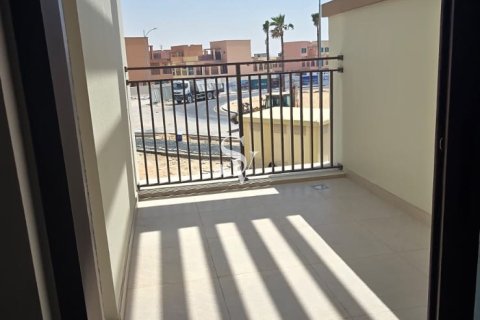 Townhouse in Damac Lagoons, Dubai 4 bedrooms, 145 sq.m. № 109032 - photo 17