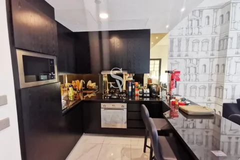 Hotel Apartamento en Business Bay, Dubai, 1 dormitorio, 75 m², № 109029 - foto 2