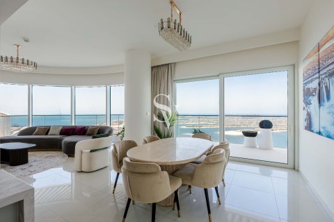 Appartement à EMAAR Beachfront, Dubai Harbour, Dubai, 3 chambres, 211 m², № 109028 - photo 8