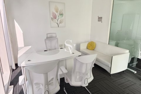 Office in Business Bay, Dubai 108 sq.m. № 109033 - photo 8