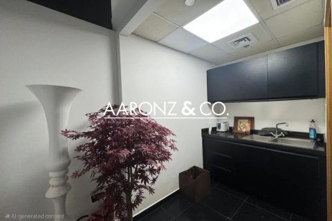 Bureau à Jumeirah Lake Towers, Dubai, 106 m², № 55334 - photo 7