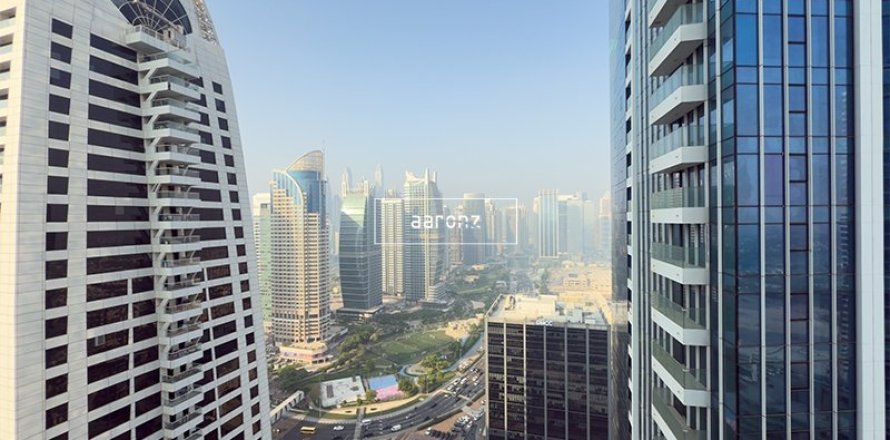 Oficina en Jumeirah Lake Towers, Dubai, 115.7 m², № 55335