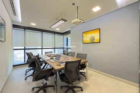 Oficina en Jumeirah Lake Towers, Dubai, 115.7 m², № 55335 - foto 4