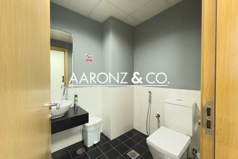 Oficina en Jumeirah Lake Towers, Dubai, 116 m², № 55335 - foto 11