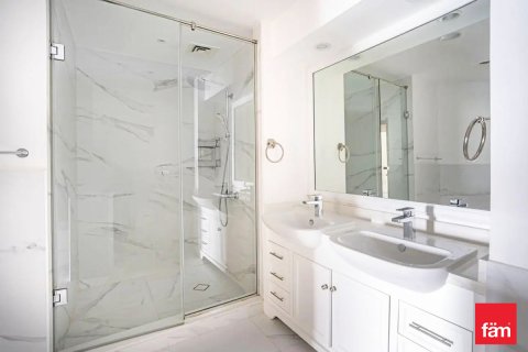 Appartement à Palm Jumeirah, Dubai, 1 chambre, 121.1 m², № 112546 - photo 11