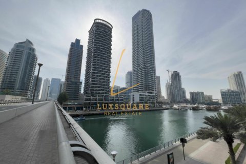 Снять в аренду квартиру в Cayan Tower, Дубай Марина, Дубай: 4 спальни, 511м², № 72535 - фото 8