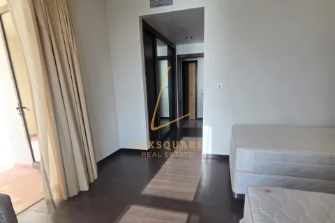 Apartment in Dubai 2 bedrooms, 136 sq.m. № 72532 - photo 8