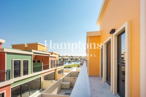 Снять в аренду таунхаус в Damac Lagoons, Дубай: 5 спален, 219.52978900м², № 111362 - фото 23