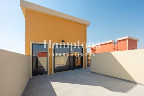 Снять в аренду таунхаус в Damac Lagoons, Дубай: 5 спален, 219.52978900м², № 111362 - фото 19