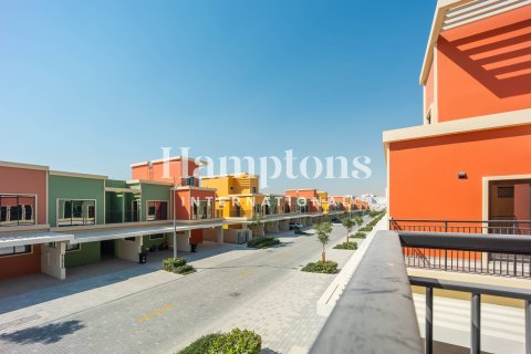 Снять в аренду таунхаус в Damac Lagoons, Дубай: 5 спален, 219.52978900м², № 111362 - фото 20