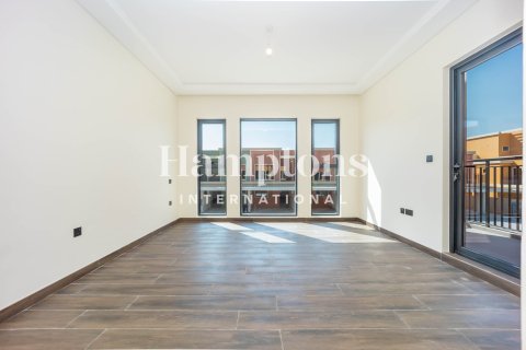 Снять в аренду таунхаус в Damac Lagoons, Дубай: 5 спален, 219.52978900м², № 111362 - фото 24