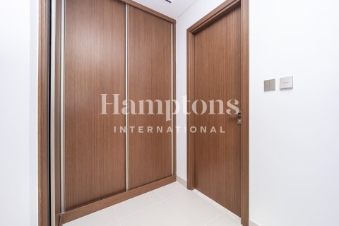 Снять в аренду таунхаус в Dubai Harbour, Дубай: 3 спальни, 185.15567900м², № 111367 - фото 14