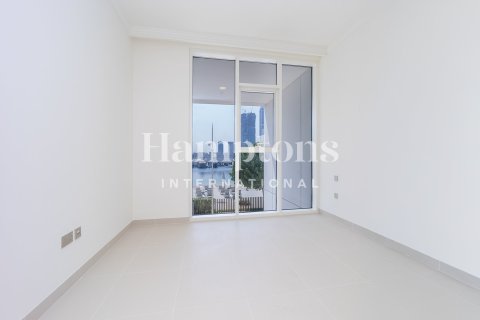 Снять в аренду таунхаус в Dubai Harbour, Дубай: 3 спальни, 185.15567900м², № 111367 - фото 2