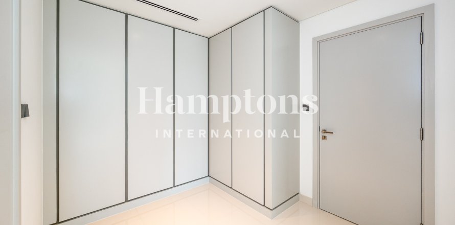 Квартира в Dubai Harbour, Дубай, 2 спальни, 113.054м², № 111369