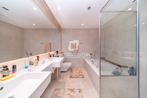 Apartment in Al Wasl, Dubai 2 bedrooms, 138 sq.m. № 73955 - photo 17