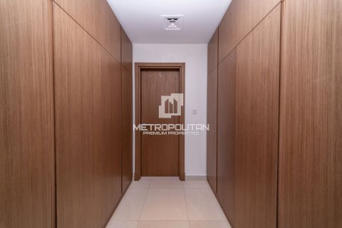 Apartment in Al Wasl, Dubai 2 bedrooms, 138 sq.m. № 73955 - photo 16