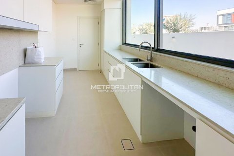 Villa à Nad Al Sheba 1, Nadd Al Sheba, Dubai, 5 chambres, 603 m², № 73520 - photo 14