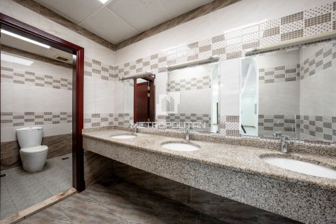 Villa en Al Barsha, Dubai, 9 dormitorios, 762 m², № 73514 - foto 13