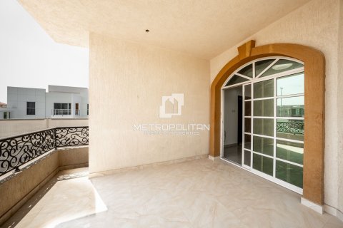 Villa en Al Barsha, Dubai, 9 dormitorios, 762 m², № 73514 - foto 6