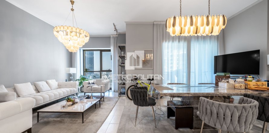 Apartment in Executive Towers, Business Bay, Dubai 3 bedrooms, 177 sq.m. № 73515