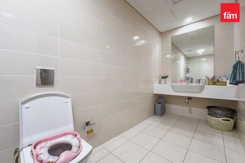Apartment in Al Furjan, Dubai 2 bedrooms, 145.5 sq.m. № 113629 - photo 3