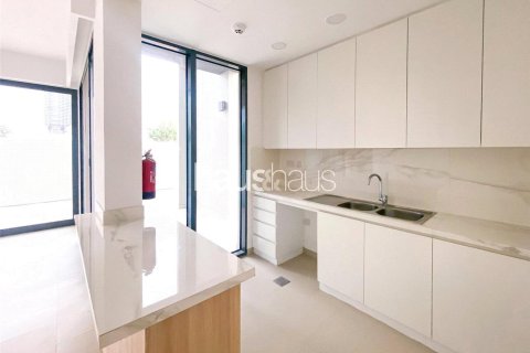 تاون هاوس في Dubai Land, دبي 4 غرف نوم, 243 م² رقم 43370 - صورة 4
