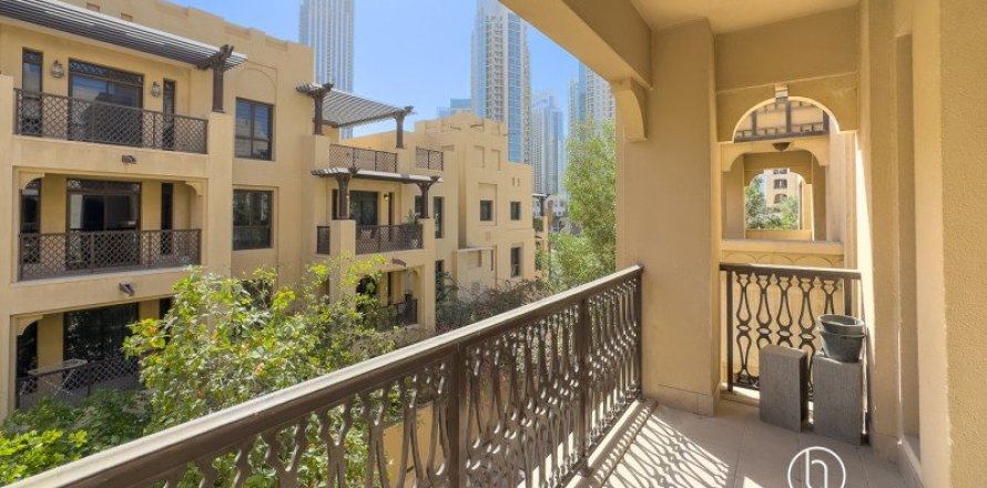 Квартира в Old Town, Дубай, 2 спальни, 135.2м², № 16922