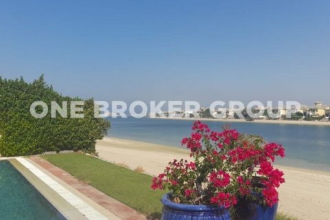 Villa à Palm Jumeirah, Dubai, 5 chambres, 511 m², № 375 - photo 4