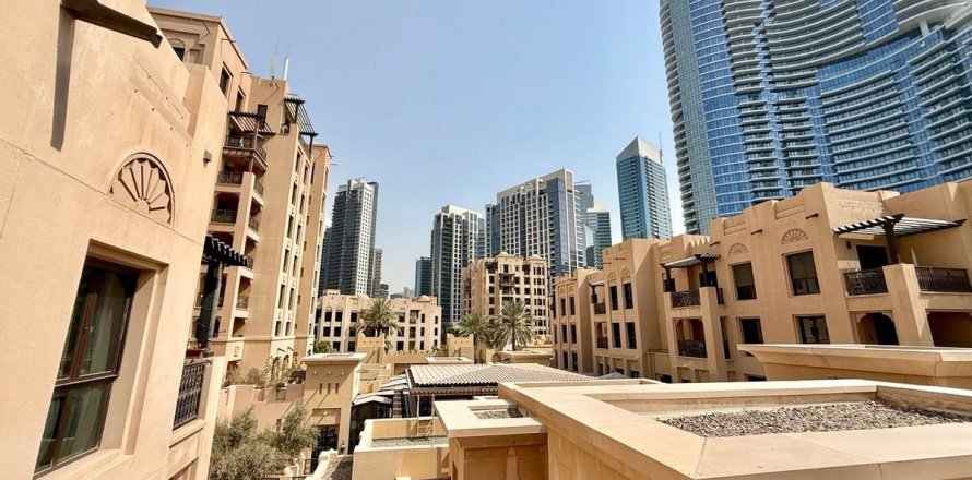 Appartement à Old Town, Dubai, 1 chambre, 76.1 m², № 133007