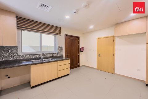 Villa en Dubai, 4 dormitorios, 457.2 m², № 64240 - foto 28