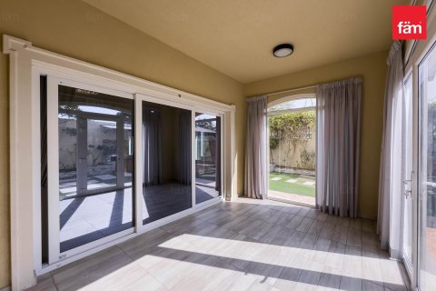 Villa en Dubai, 4 dormitorios, 457.2 m², № 64240 - foto 23