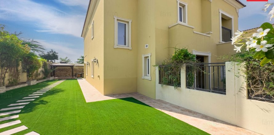 فيلا في دبي 4 غرف نوم, 457.2 م² رقم 64240