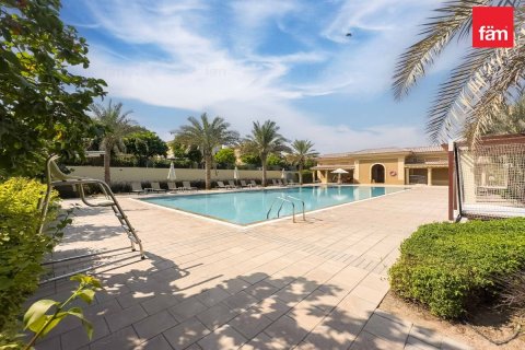 Villa en Dubai, 4 dormitorios, 457.2 m², № 64240 - foto 20