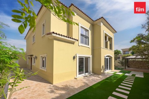 Villa en Dubai, 4 dormitorios, 457.2 m², № 64240 - foto 2