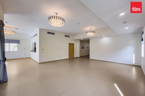 Villa en Dubai, 4 dormitorios, 457.2 m², № 64240 - foto 10