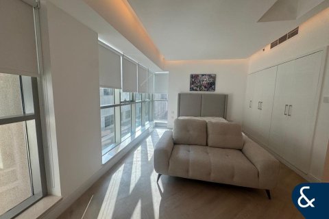 Снять в аренду квартиру в Даунтаун Дубай (Даунтаун Бурдж Дубай), Дубай: студию, 43м², № 98801 - фото 4