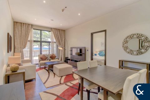 Apartamento en Palm Jumeirah, Dubai, 1 dormitorio, 145 m², № 98805 - foto 2