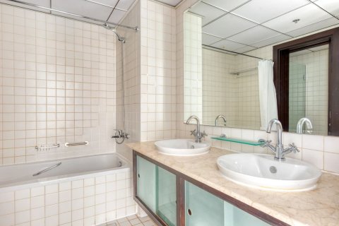 Apartamento en Dubai Marina, Dubai, 3 dormitorios, 191 m², № 97063 - foto 16