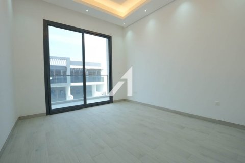 Villa in Dubai 4 bedrooms, 218.1 sq.m. № 42461 - photo 16