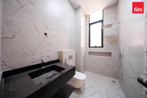 Villa à Al Barsha, Dubai, 985.5 m², № 133073 - photo 17