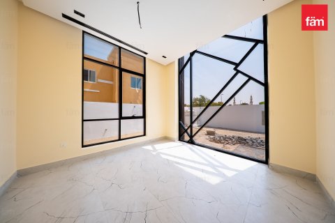 Villa à Al Barsha, Dubai, 985.5 m², № 133073 - photo 3
