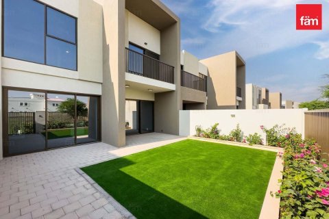 Townhouse in Dubai 3 bedrooms, 181.1 sq.m. № 133072 - photo 2