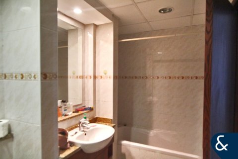 Купить квартиру в Джумейра Лейк Тауэрс, Дубай: 3 спальни, 137м², № 75214 - фото 6