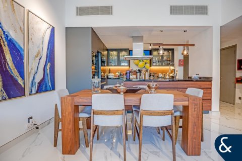 Apartment in Motor City, Dubai 2 bedrooms, 137 sq.m. № 75207 - photo 8