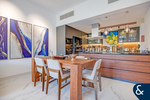 Apartment in Motor City, Dubai 2 bedrooms, 137 sq.m. № 75207 - photo 6