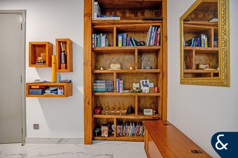 Apartment in Motor City, Dubai 2 bedrooms, 137 sq.m. № 75207 - photo 14