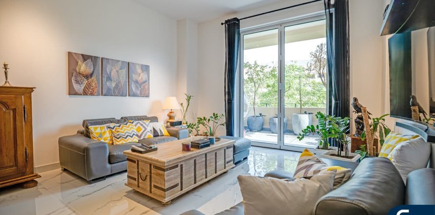 Apartment in Motor City, Dubai 2 bedrooms, 137 sq.m. № 75207