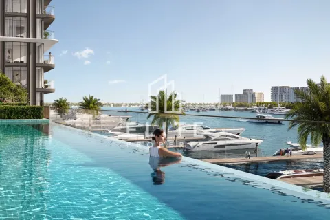 Apartment in Dubai 4 bedrooms, 269 sq.m. № 69900 - photo 1