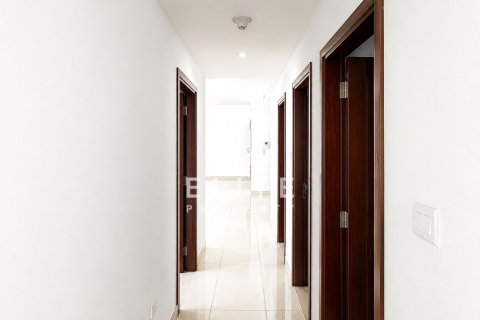 Appartement à The Views, Dubai, 2 chambres, 112 m², № 121624 - photo 17